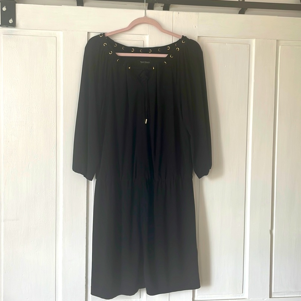 White House Black Market Size L.  Good condition.
